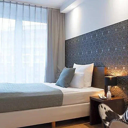 Aparthotel Paragon 3*